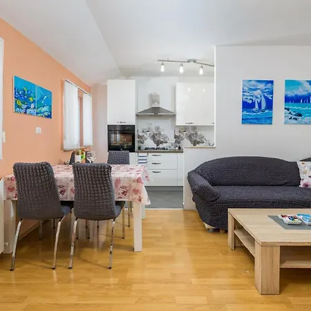 Fuer 4 Personen Ca 60 Qm In Sijana, Istrien Istrische Riviera Lejlighed