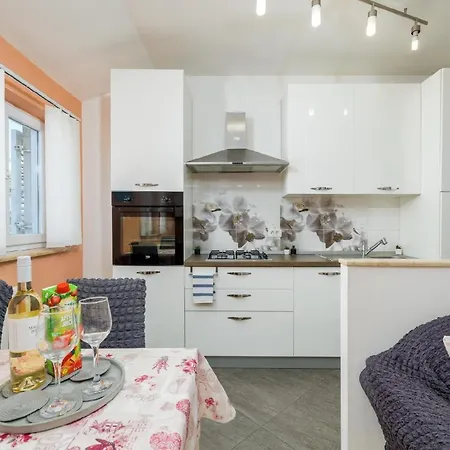Lejlighed Fuer 4 Personen Ca 60 Qm In Sijana, Istrien Istrische Riviera *