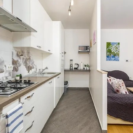 Lejlighed Fuer 4 Personen Ca 60 Qm In Sijana, Istrien Istrische Riviera Pula
