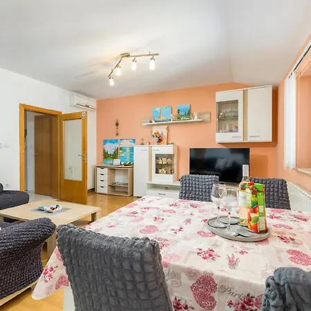 Fuer 4 Personen Ca 60 Qm In Sijana, Istrien Istrische Riviera * Pula