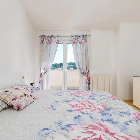 Lejlighed Fuer 4 Personen Ca 60 Qm In Sijana, Istrien Istrische Riviera *